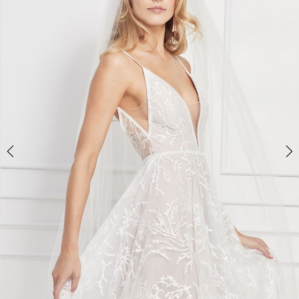 Wtoo by Watters Bex Wedding Dress - Picture 3 of 11